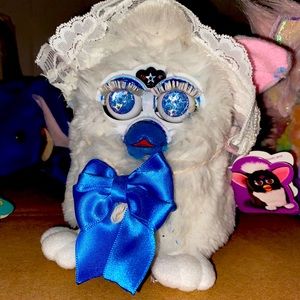 Purewhite custom glass eyes,  1998 all white Furby bonnet and tags #Furby